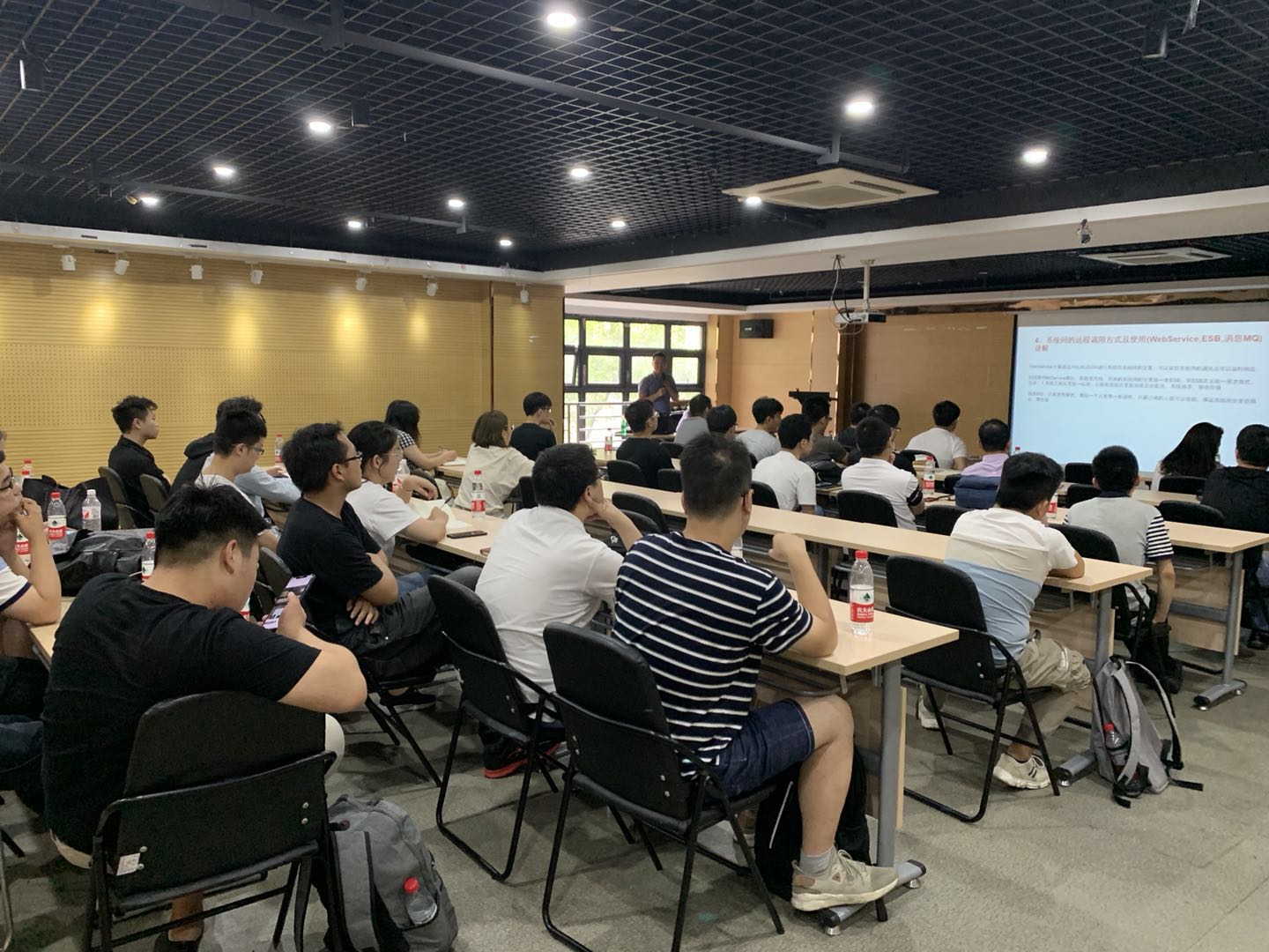 b567be235197b440f0cd13fc3f944cd.jpg b567be235197b440f0cd13fc3f944cd.jpg